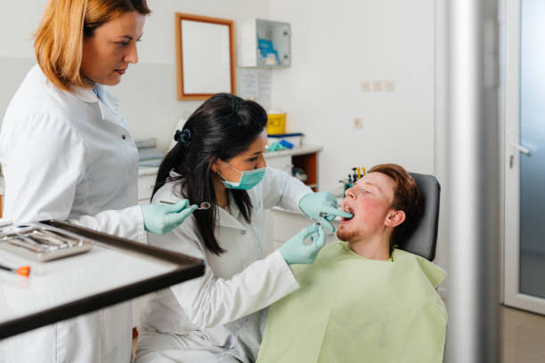 Best Emergency Care for Gum Disease in Omao, HI